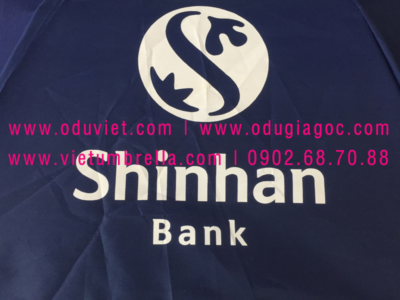 xưởng sản xuất ô dù cầm tay in logo quảng cáo